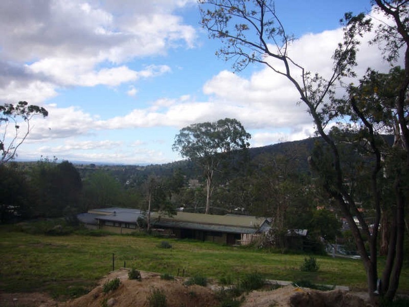 13 Bruce Crescent, Ferntree Gully VIC 3156