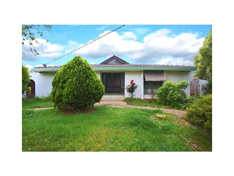 5 Kent St, Knoxfield VIC 3180