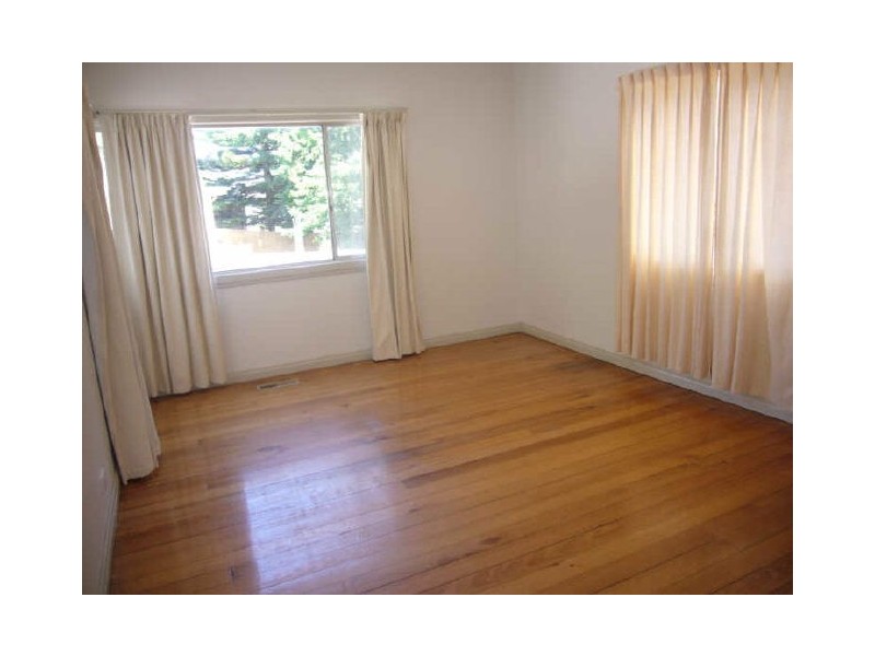 1/303 Forest Rd, The Basin VIC 3154