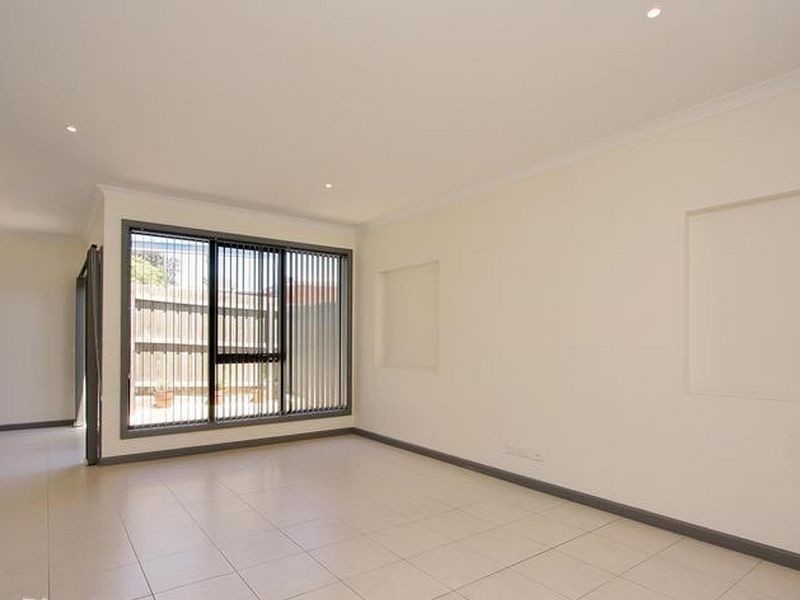 2/82 Boronia Road, Boronia VIC 3155