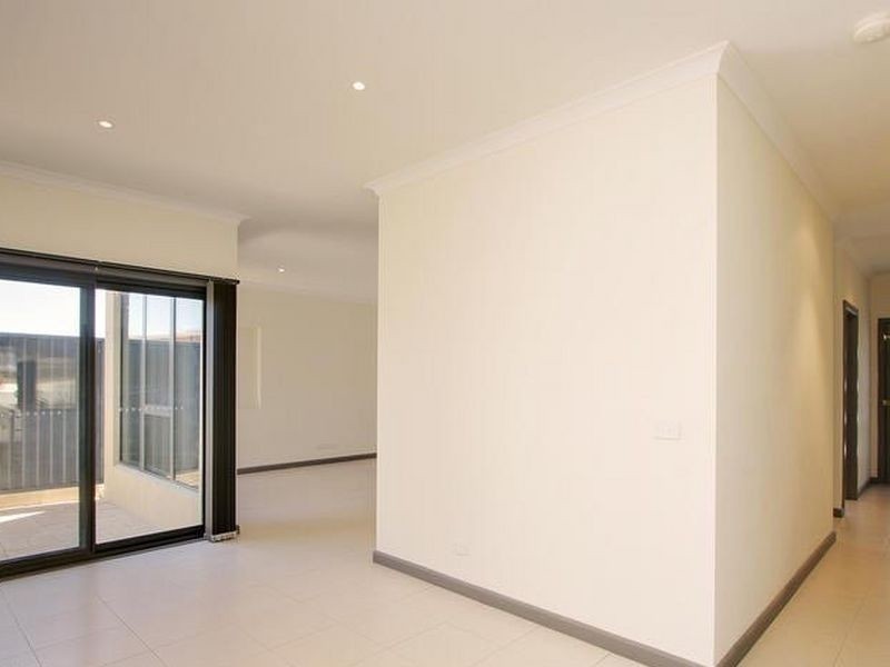 2/82 Boronia Road, Boronia VIC 3155