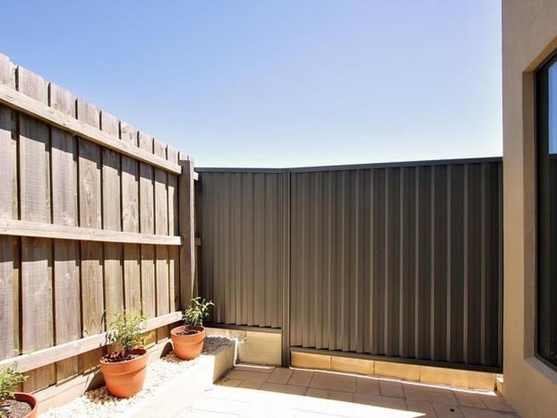 2/82 Boronia Road, Boronia VIC 3155