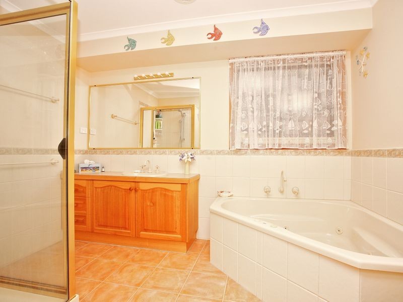 10 Lanyon Court, Lysterfield VIC 3156