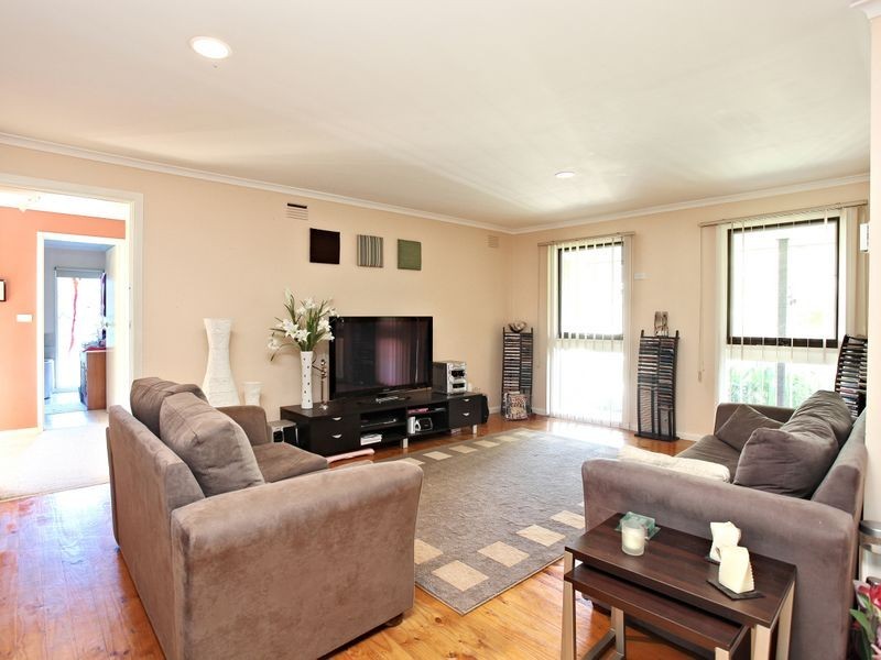 3 Attenborough Square, Wantirna VIC 3152