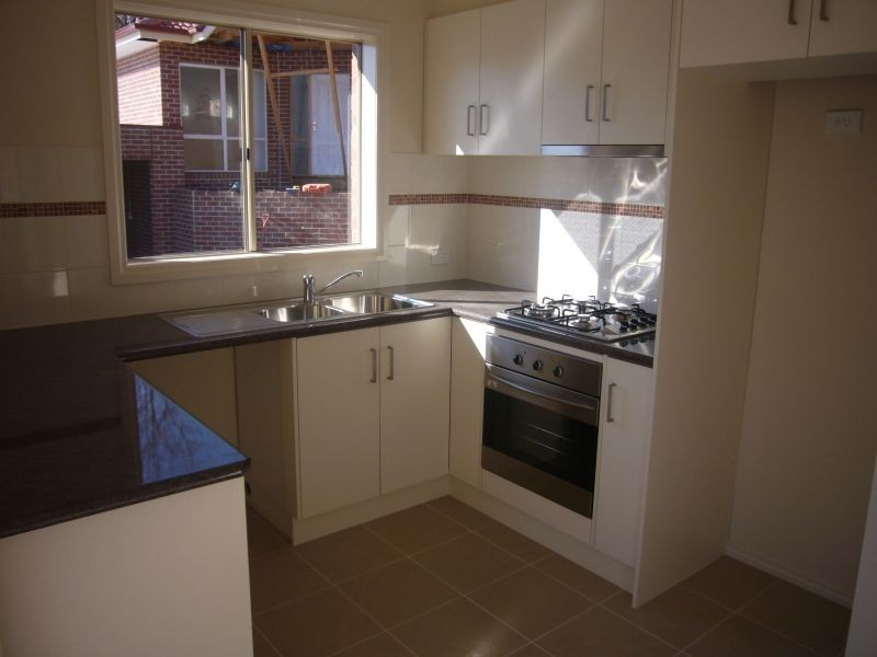 2/10 Elsie Street, Boronia VIC 3155