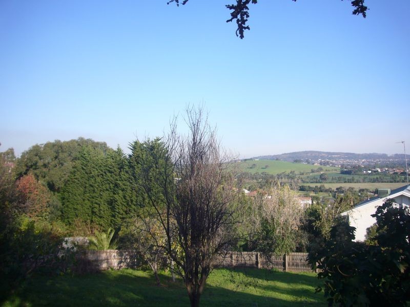 18 Bales Street, Ferntree Gully VIC 3156