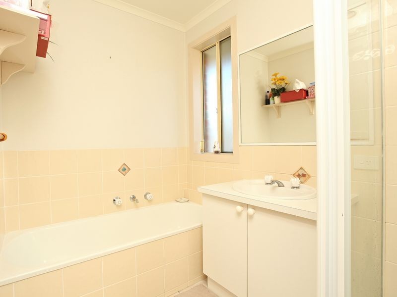 2/41 Illawara Cres, Bayswater North VIC 3153