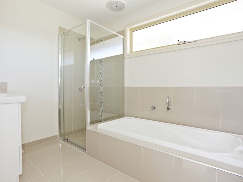 1/19 Dobson Street, Ferntree Gully VIC 3156