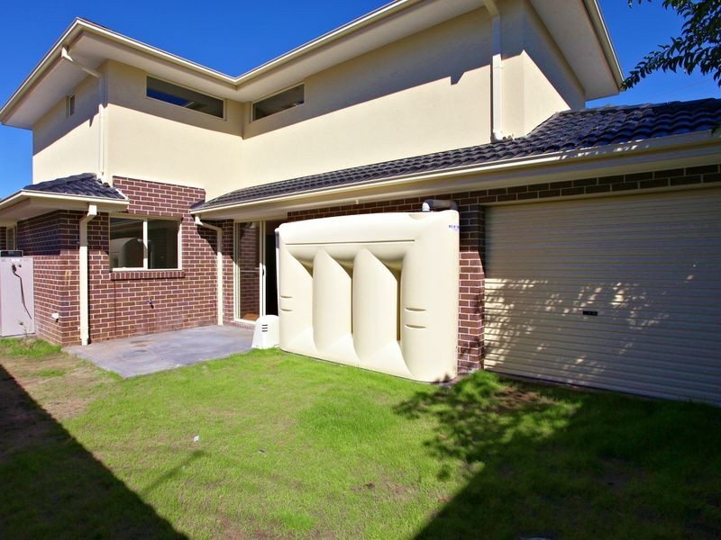 1/19 Dobson Street, Ferntree Gully VIC 3156