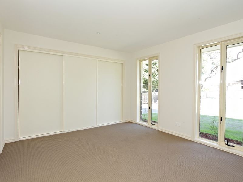 1/19 Dobson Street, Ferntree Gully VIC 3156