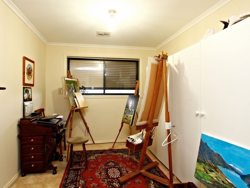 8 Southern Aurora Place, Boronia VIC 3155