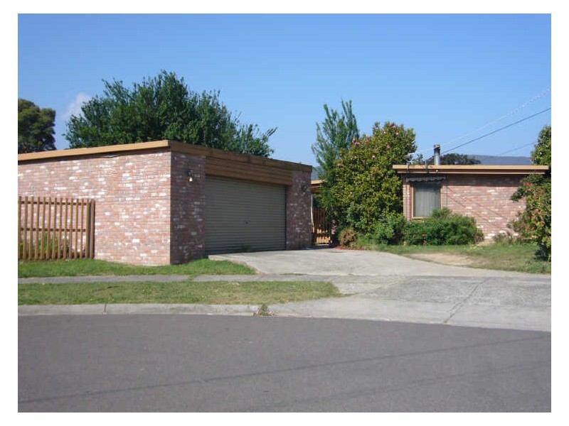 12 Ketwick Court, Ferntree Gully VIC 3156