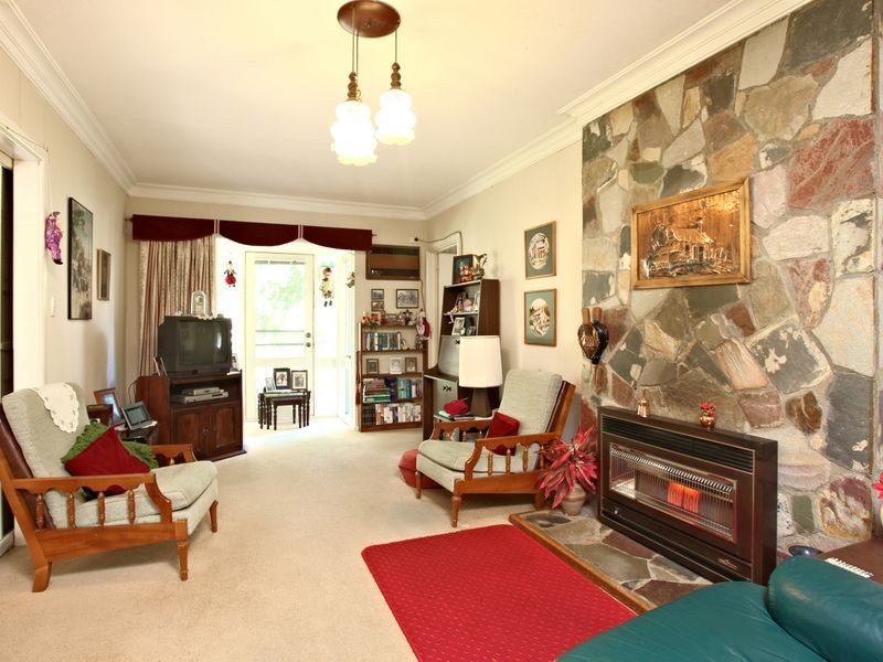 2 Frances Street, The Basin VIC 3154