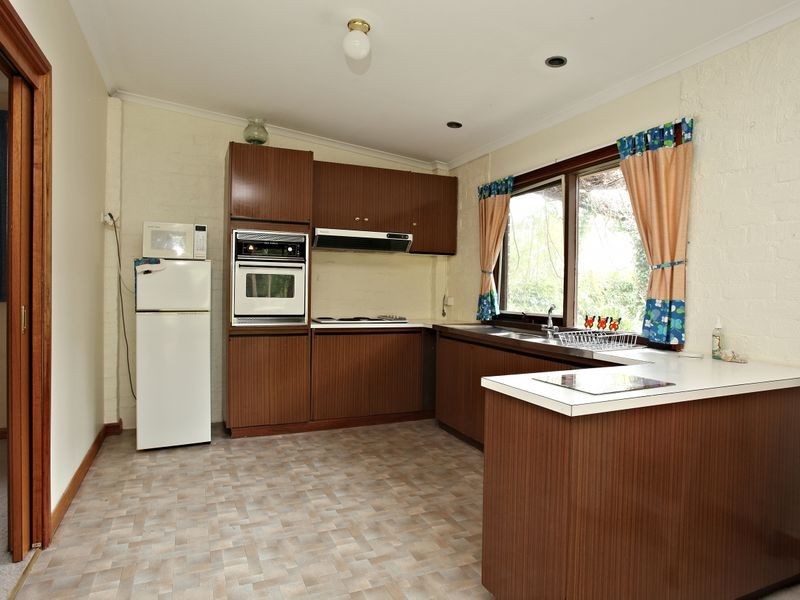 46 Hunter Street, Ferntree Gully VIC 3156