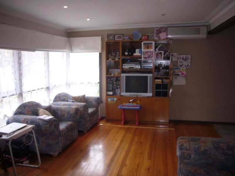 16 Frudal cresent, Knoxfield VIC 3180