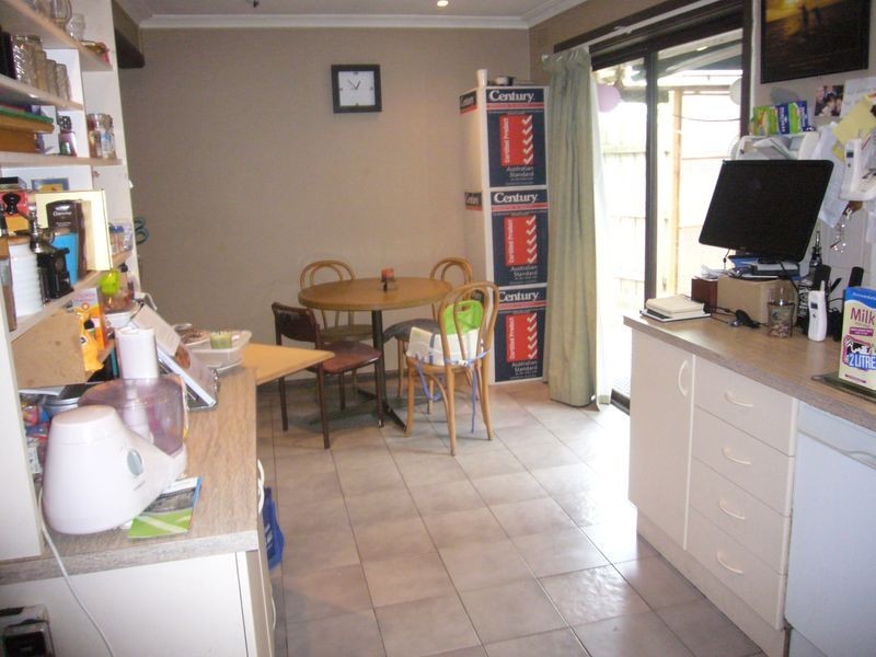 16 Frudal cresent, Knoxfield VIC 3180