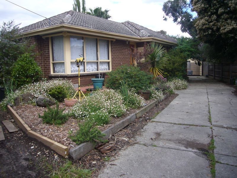 16 Frudal cresent, Knoxfield VIC 3180