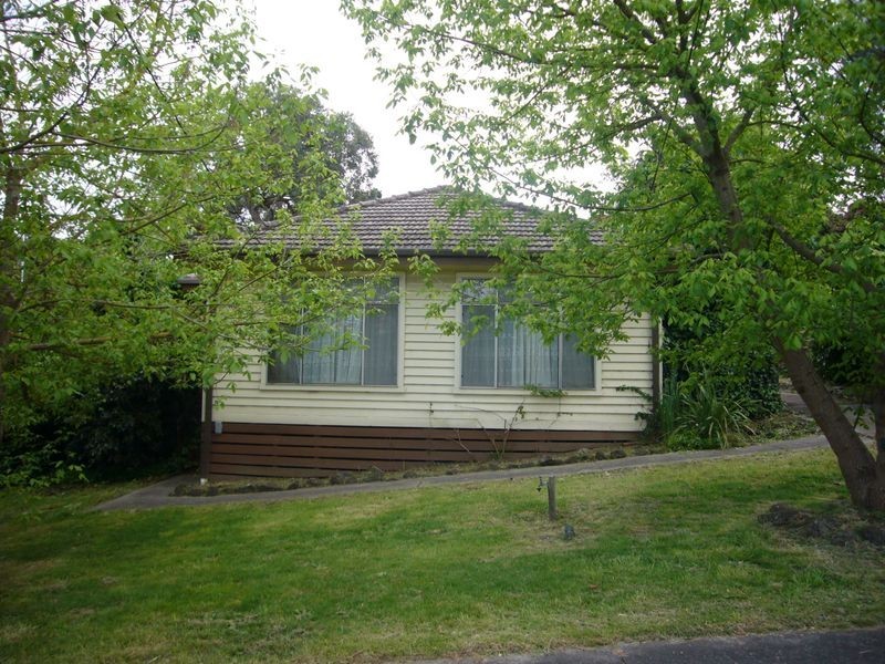 2/3 Pascoe Road, Boronia VIC 3155