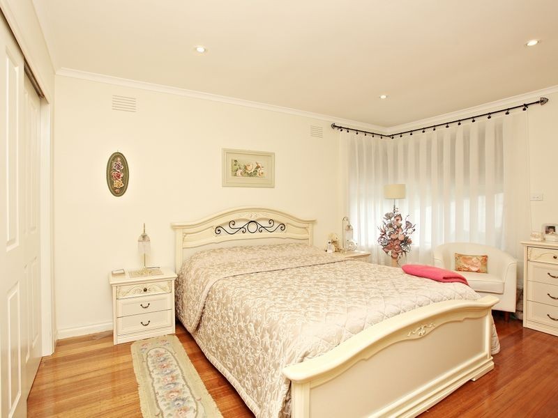 6A The Crescent, Ferntree Gully VIC 3156