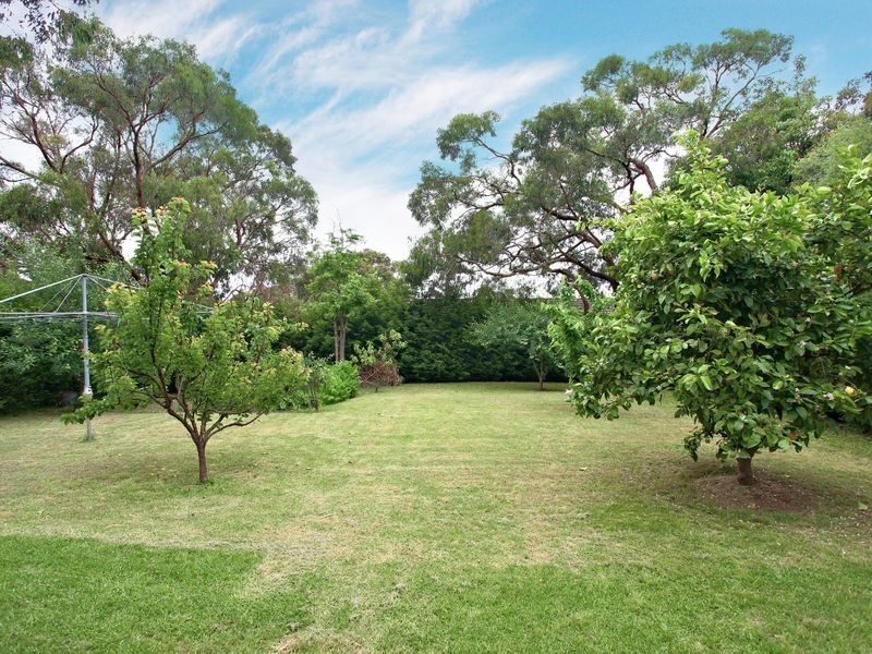 6A The Crescent, Ferntree Gully VIC 3156