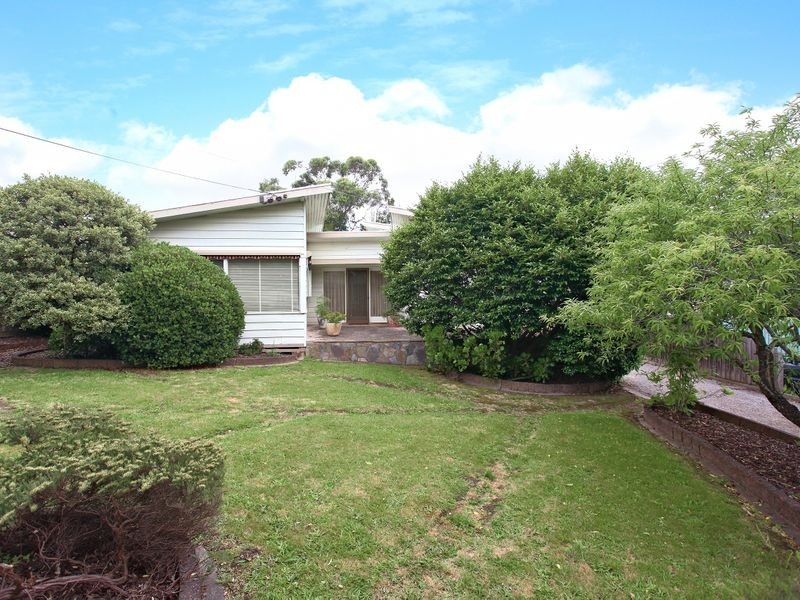 9 Bellevue Ave, Ringwood VIC 3134