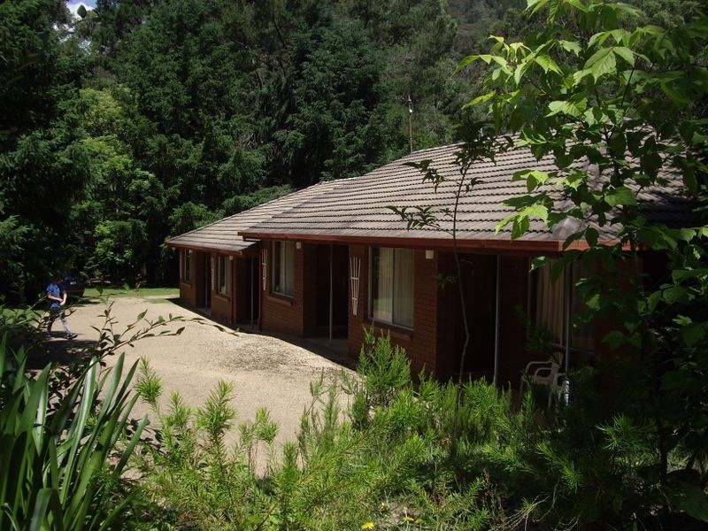 12 – 14 Bakers Gully Road, Bright VIC 3741