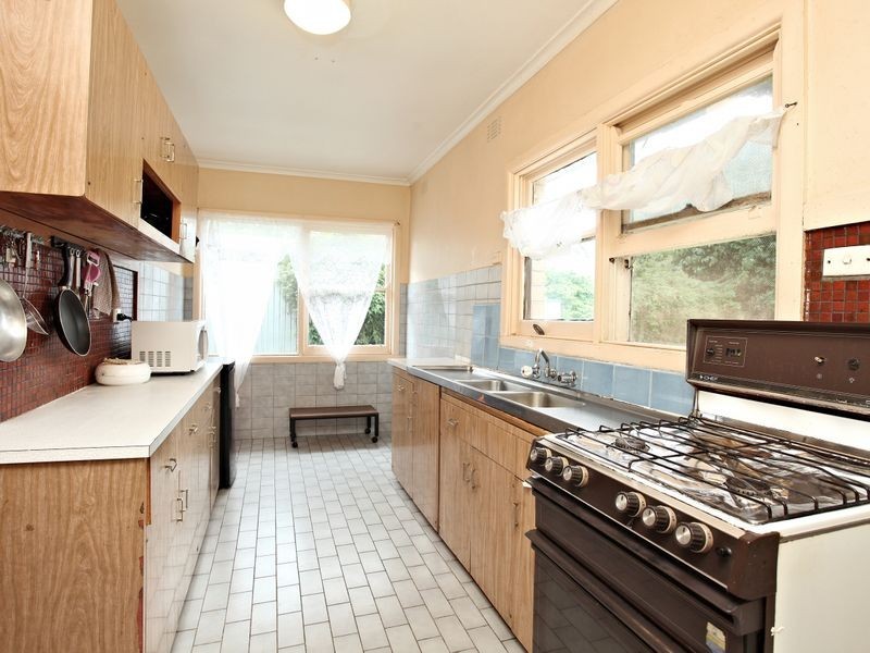 566 Mountain Highway, Bayswater VIC 3153