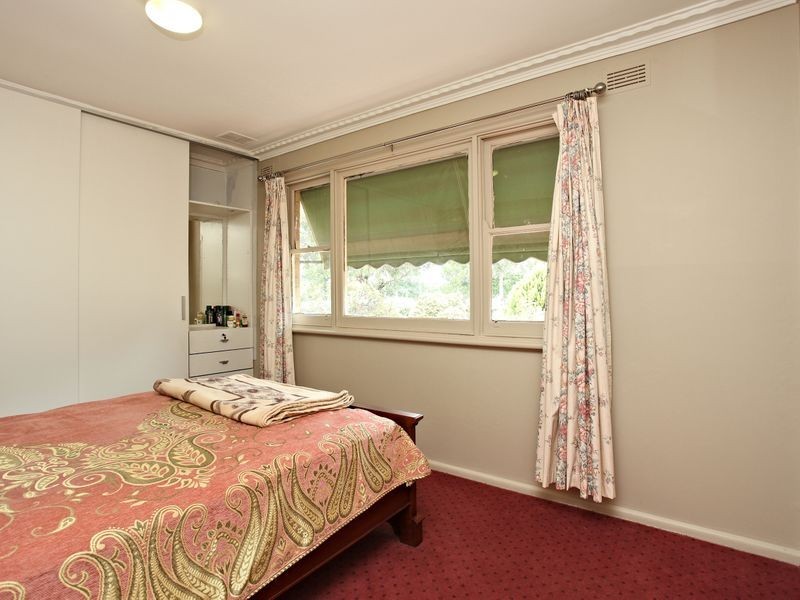 566 Mountain Highway, Bayswater VIC 3153