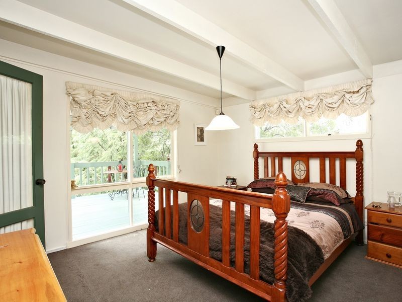 22 Inverness Ave, The Basin VIC 3154