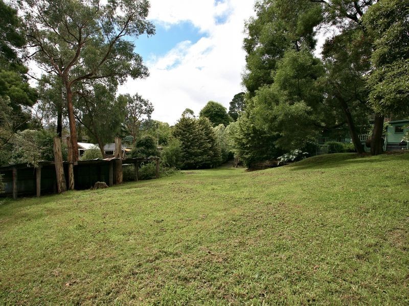 22 Inverness Ave, The Basin VIC 3154