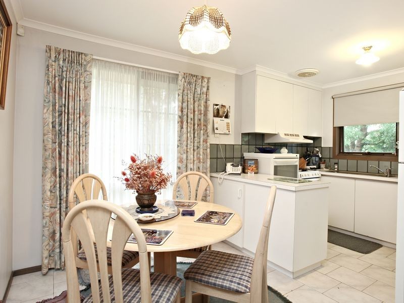 1/19 Hutton Ave, Ferntree Gully VIC 3156