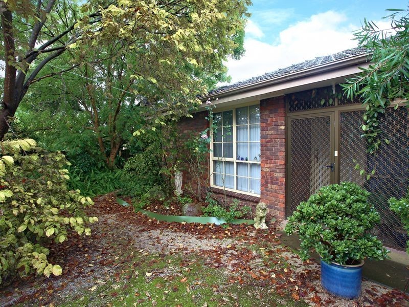 1/19 Hutton Ave, Ferntree Gully VIC 3156