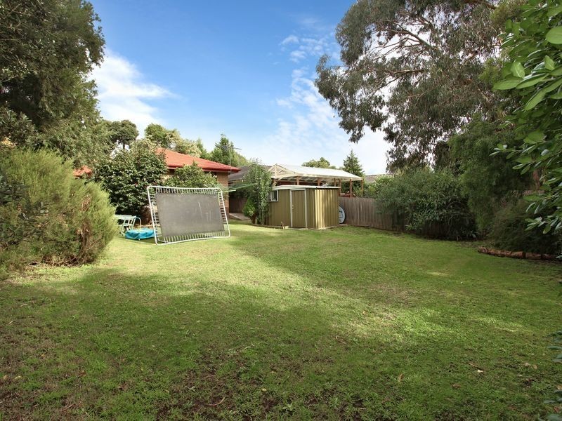 69 Linda Crescent, Ferntree Gully VIC 3156