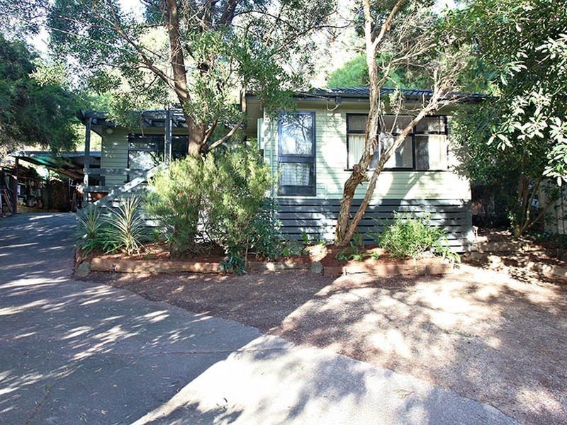 5 & 5A Walker Street, The Basin VIC 3154