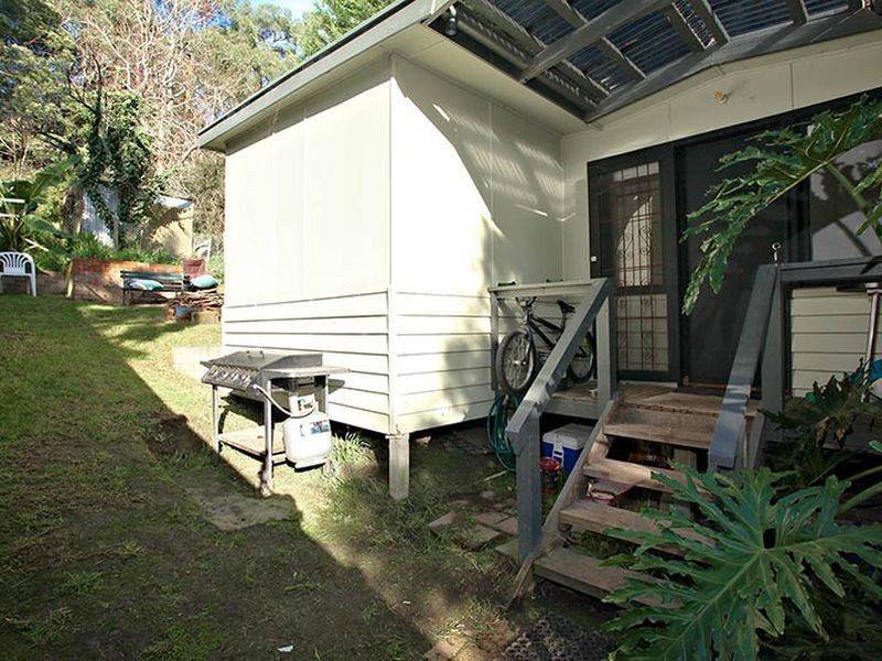 5 & 5A Walker Street, The Basin VIC 3154