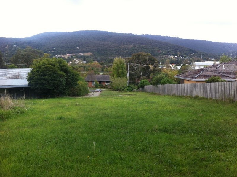 10 Nathan Street, Ferntree Gully VIC 3156