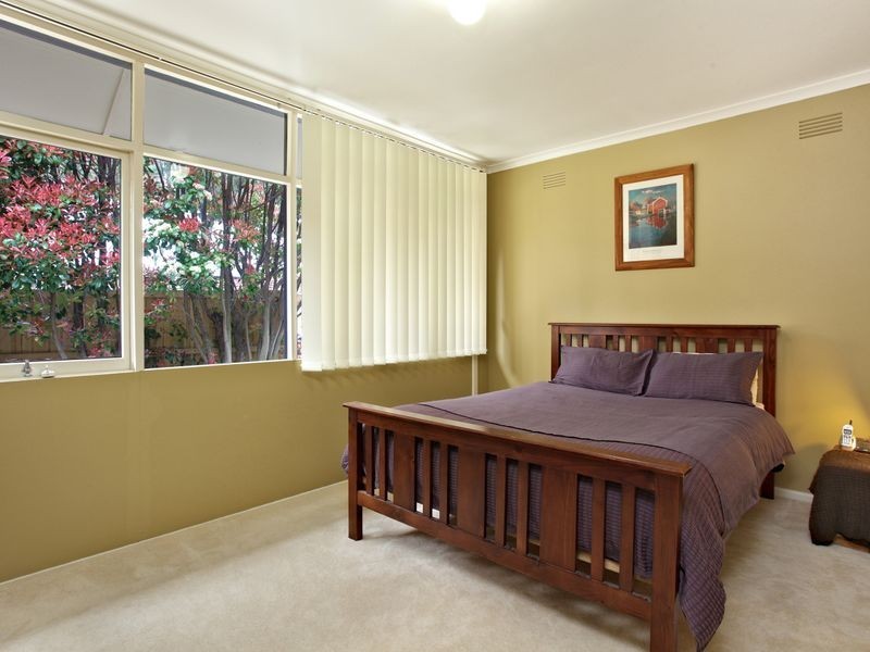70 Scoresby Road, Bayswater VIC 3153