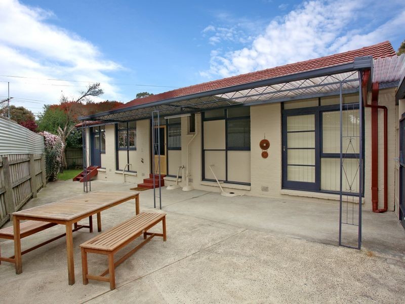 70 Scoresby Road, Bayswater VIC 3153