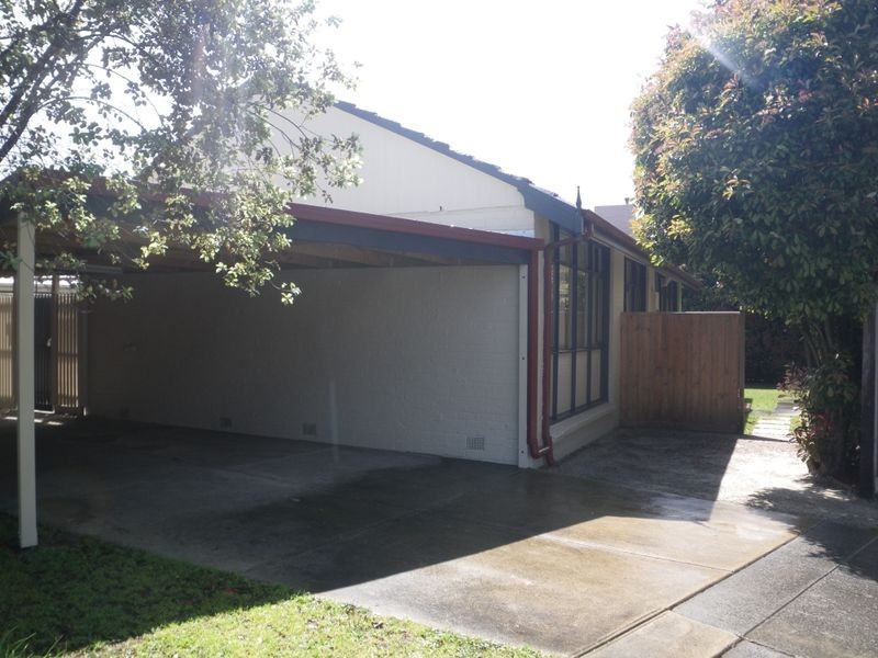 70 Scoresby Road, Bayswater VIC 3153