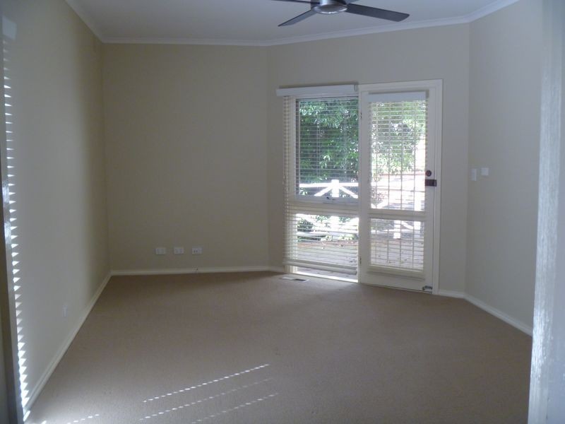 1 Renown Street, Ferntree Gully VIC 3156