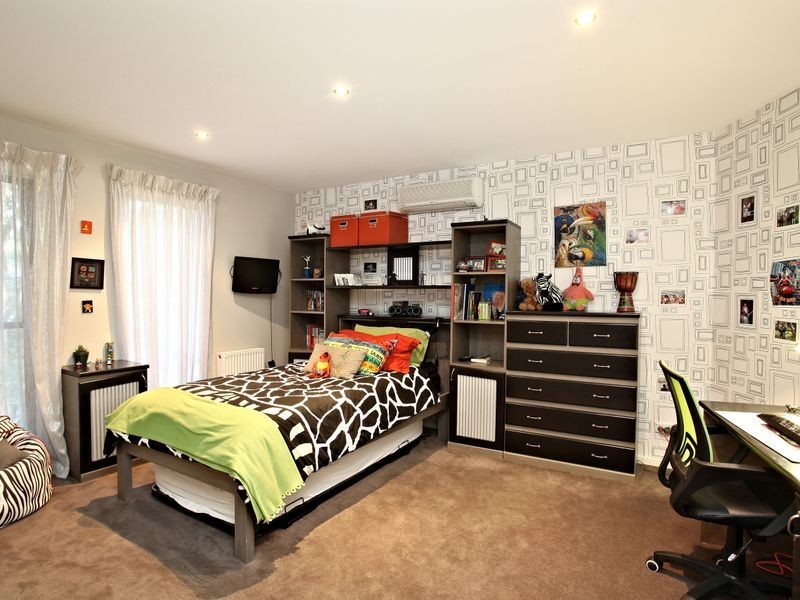 4 Moorakyne Place, Mitcham VIC 3132