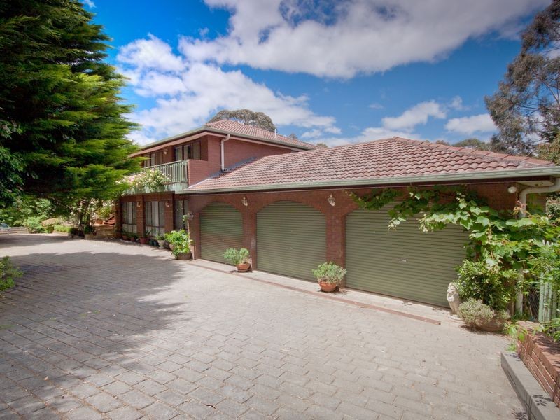 21 Cheniston Road, Mount Macedon VIC 3441