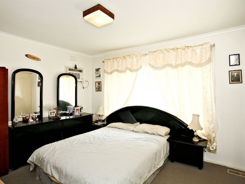 6 Heatherdale Road, Mitcham VIC 3132