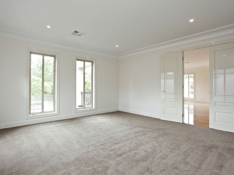 3 Wynyard Cres, Balwyn North VIC 3104