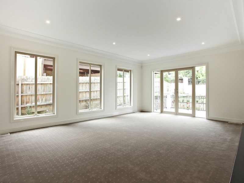 3 Wynyard Cres, Balwyn North VIC 3104