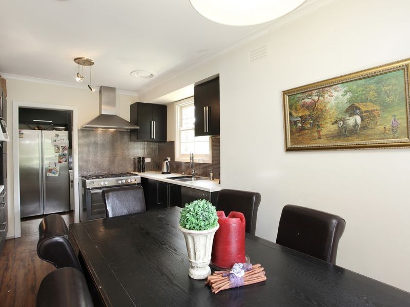 24 Cornhill Street, Ferntree Gully VIC 3156