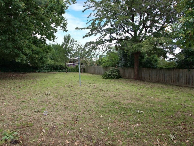 24 Cornhill Street, Ferntree Gully VIC 3156