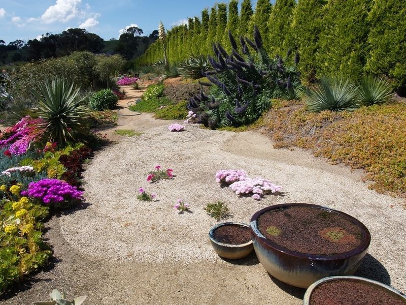 1 The Lough Court, Narre Warren North VIC 3804