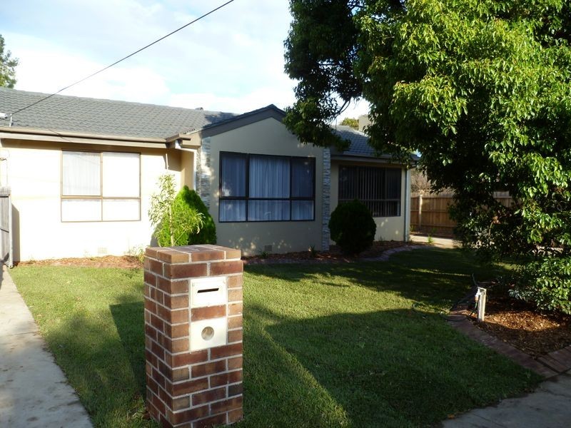 1/50 King Parade, Knoxfield VIC 3180