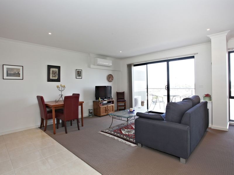 8/4 Floriston Road, Boronia VIC 3155